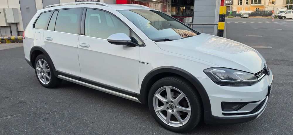 Volkswagen Golf Alltrack 4x4 model facelift