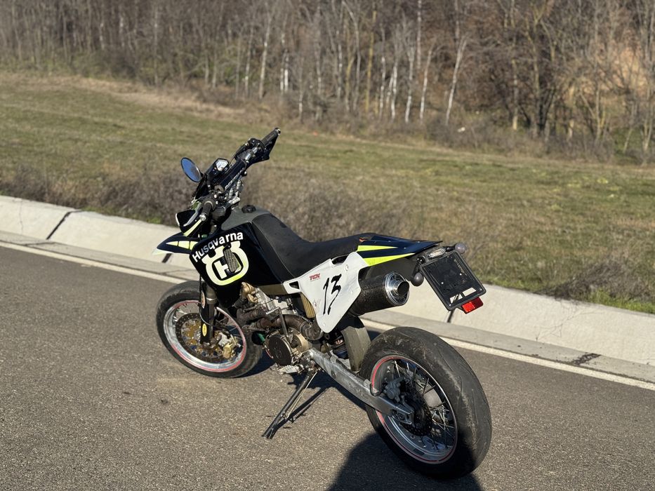 Vand supermoto Husqvarna 600