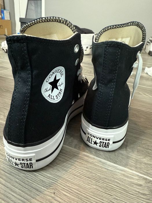 Adidasi Converse