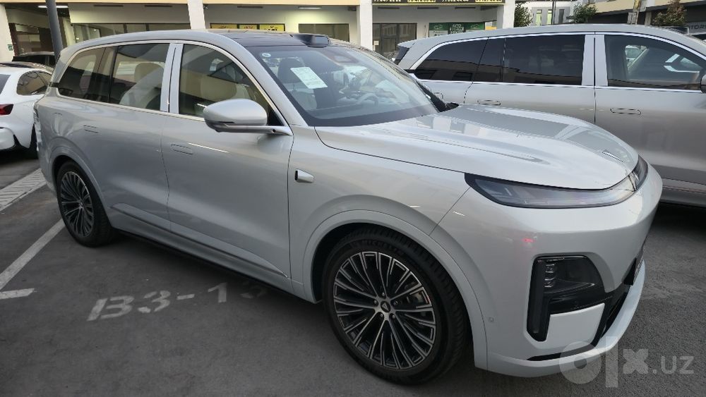 Deepal S09 Ultra AWD ULTRA 210км