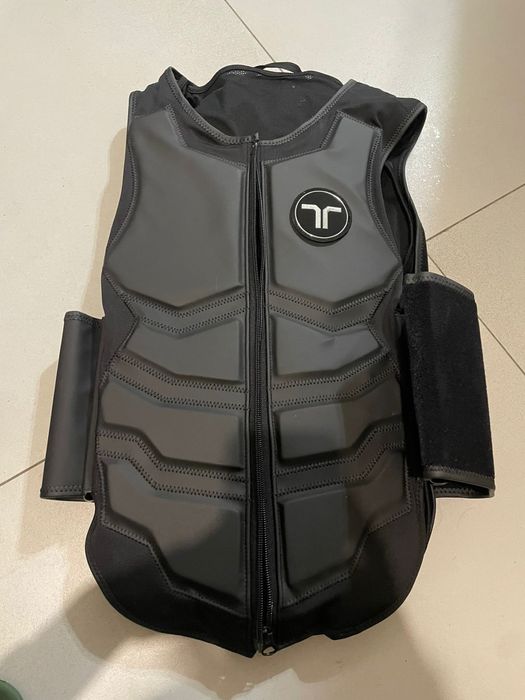 Продается виар HTC VIVE PRO + knuckles