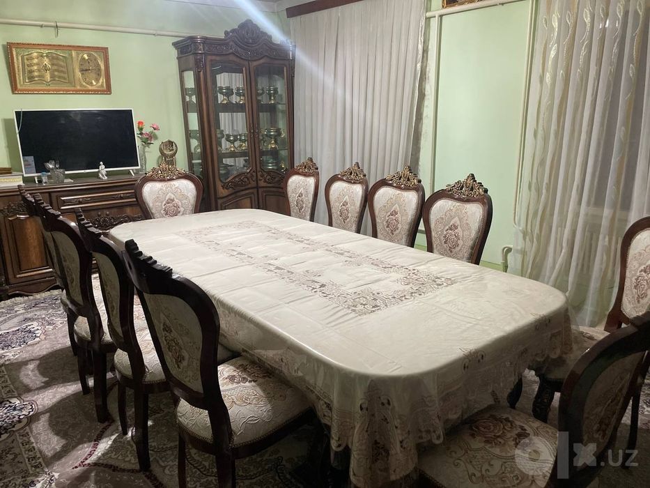 Стол стул янги холати