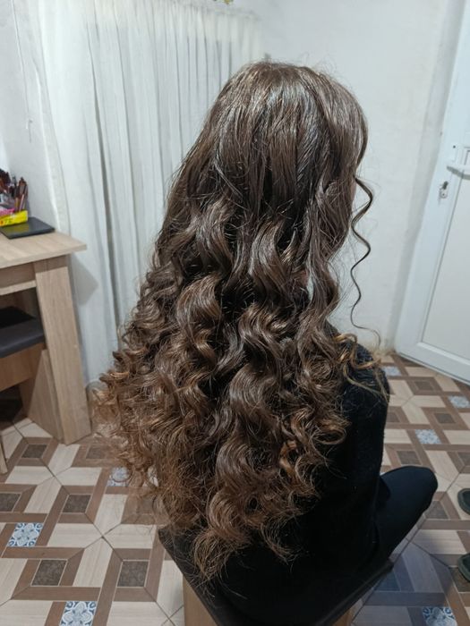 Mani, pedi, gene zmoc, pensat, coafat și make-up