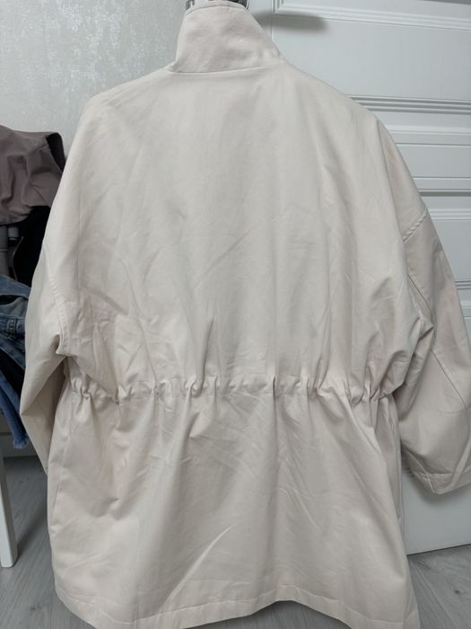 Плащ бежевый, размер М
