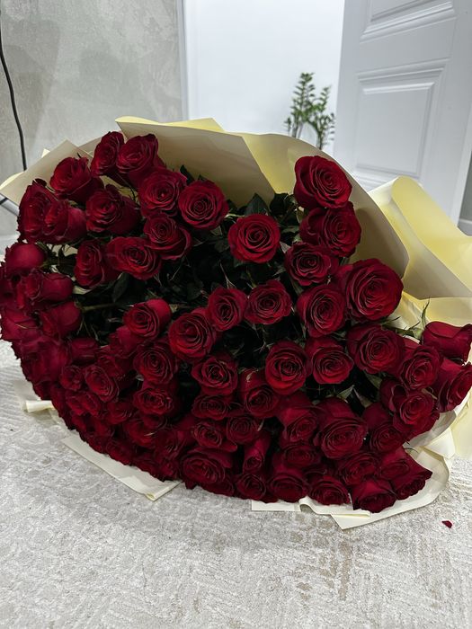 Цветы свежие галландские розы