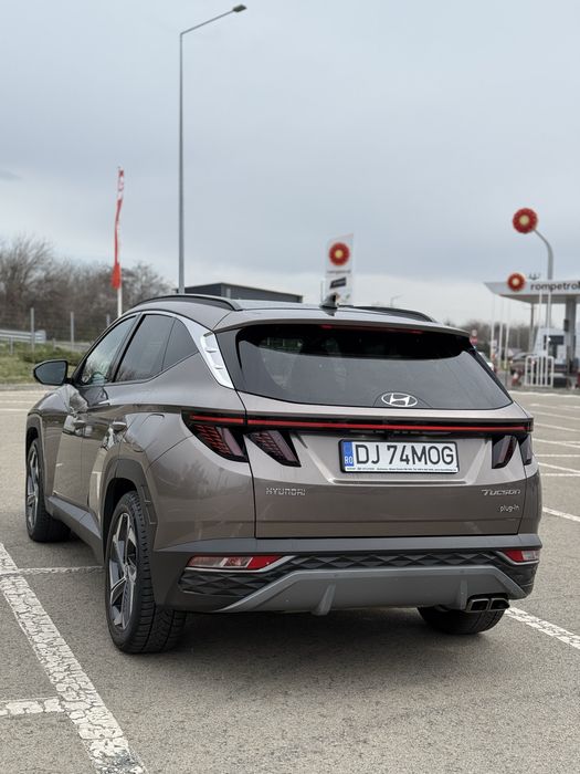 Vand Hyundai Tucson Echipare Luxury // Plug In Hibrid 265 cp