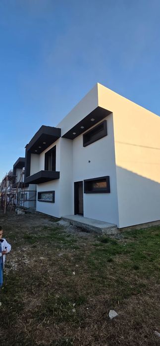 Casa de vanzare 80.000 €