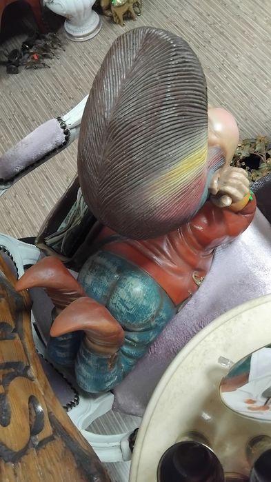 Забавна статуетка / поставка / -Лааф Лумел!