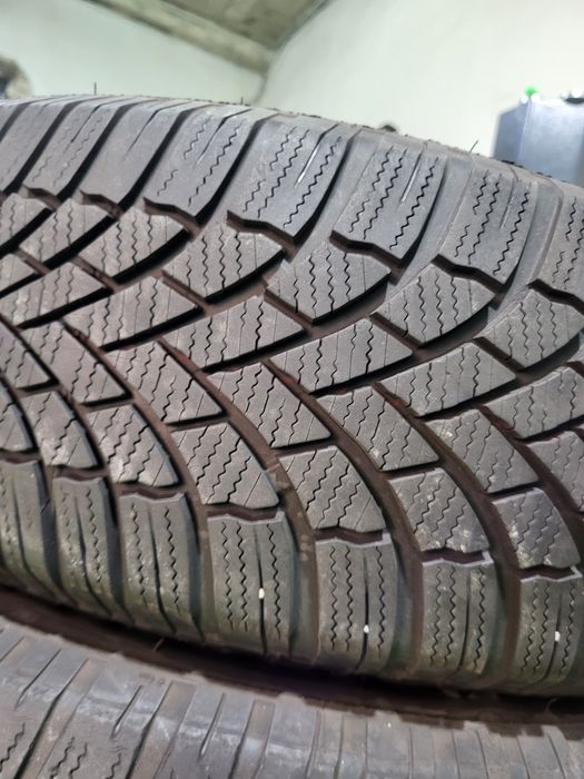 4 бр зимни 215/65/17 Bridgestone