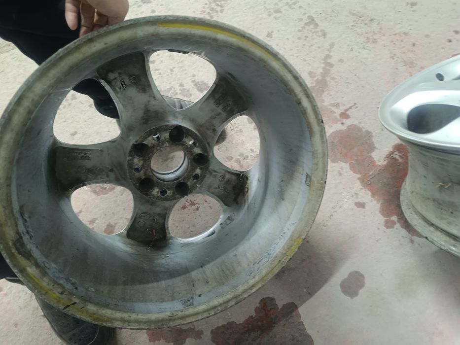 Срочно продам диски SADOR R17