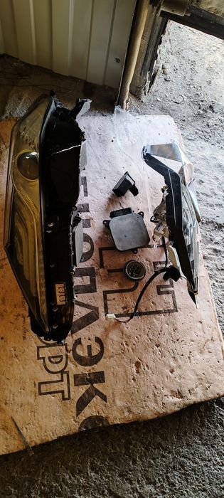 Фара на Камри 70 левая сторона