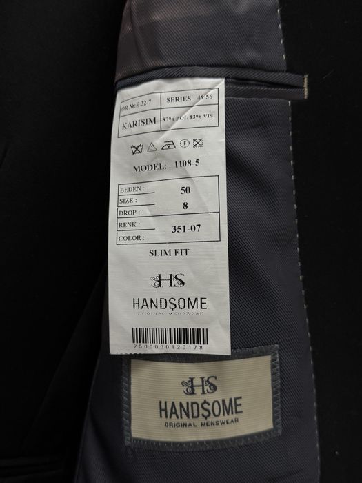 Продам новый мужской костюм