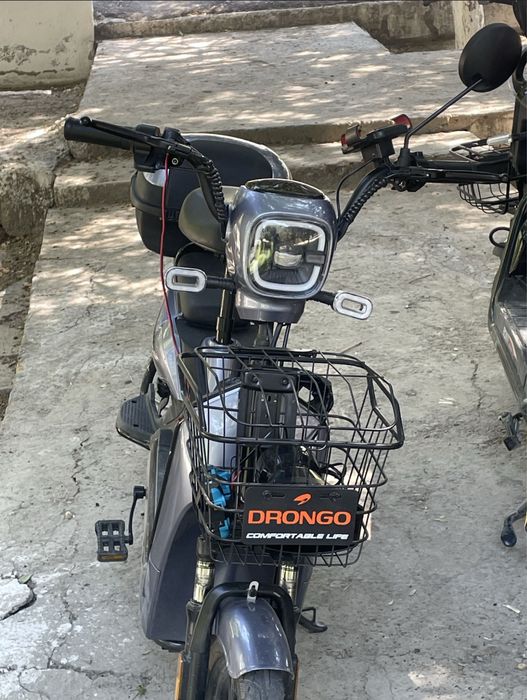 Moped skuter срочнo