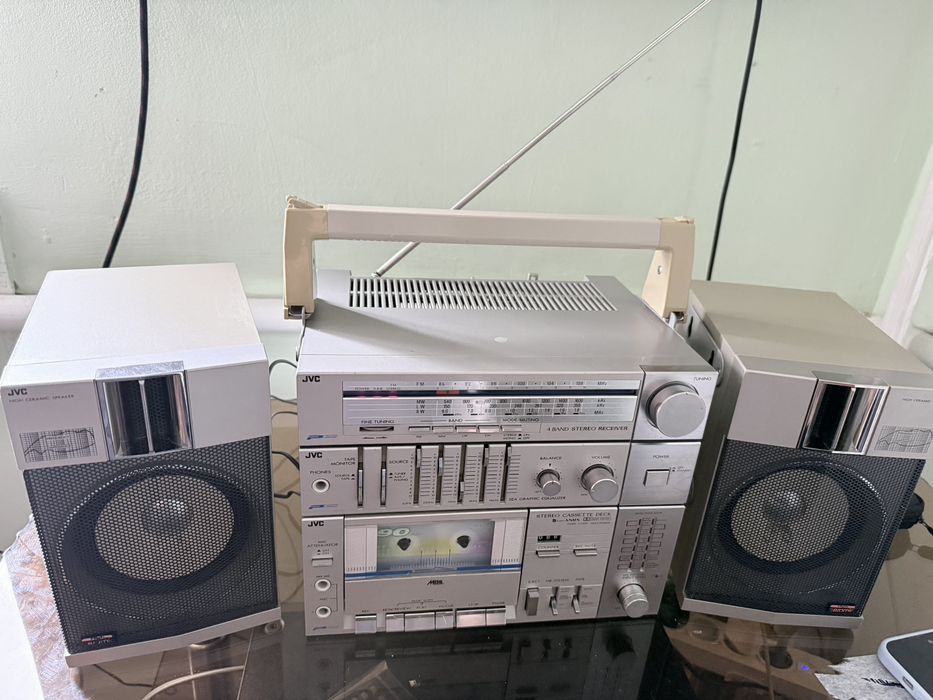 Винт. магнитофон JVC PC 11 L
