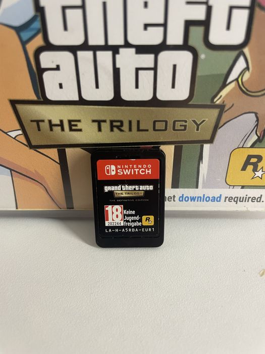 Продам Nintendo switch oled