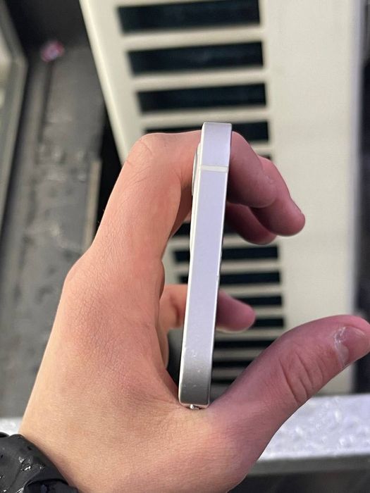 Iphone 12 с гарантией