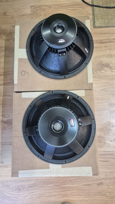 Vand doua difuzoare B&c ps 100 , noi