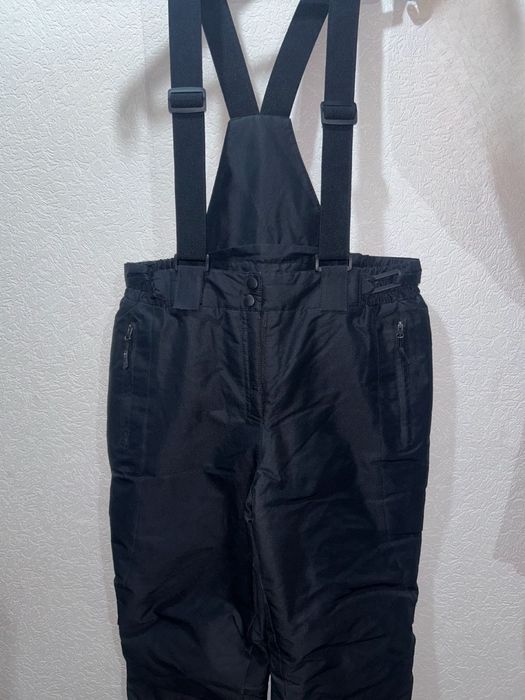 Продам лыжный костюм