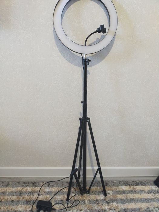 Новая кольцевая лампа