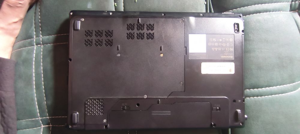 Продам ноутбук б/у