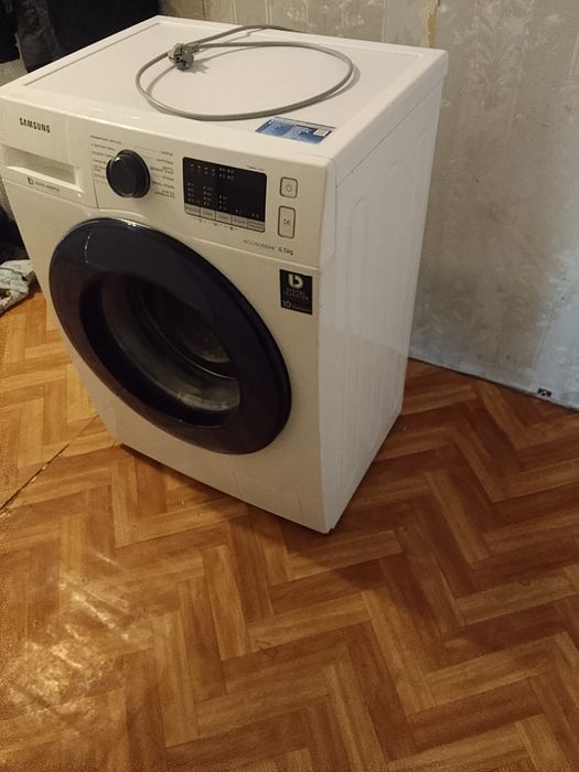 Продаются машинки SAMSUNG.