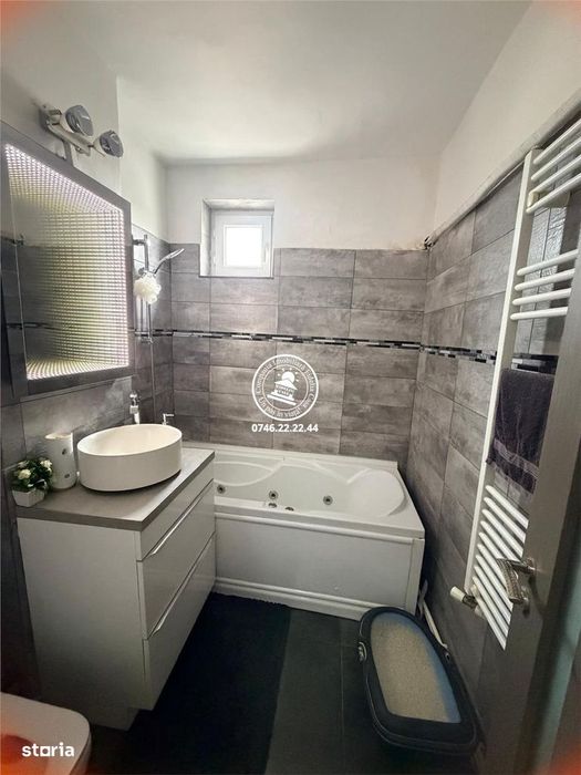 Apartament cu 3 camere decomandat Alexandru 74 mp