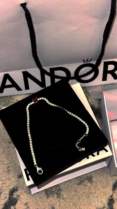 Браслет Pandora с сердечкой