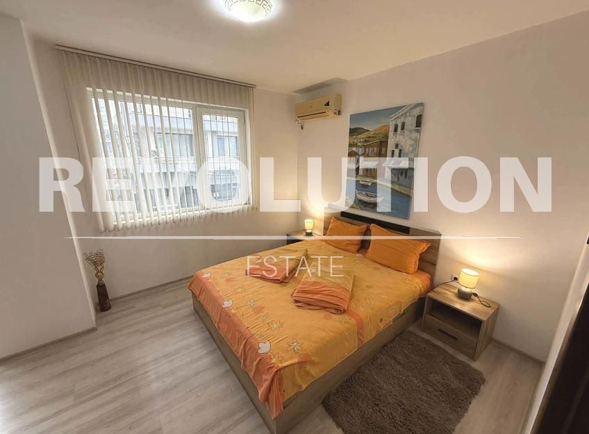 Дава се под наем Двустаен апартамент в Варна, Погреби - 50 кв.м за 498.27 € - Снимка #3