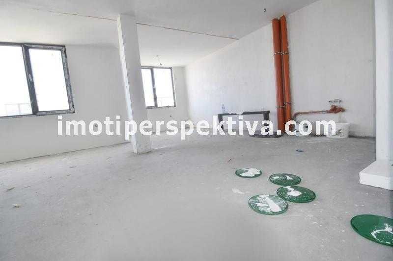 Продава се Многостаен апартамент в Пловдив, Остромила - 189 кв.м за 1300 €/кв.м - Снимка #1