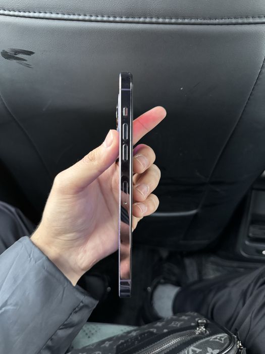 Продам Iphone 14 pro max