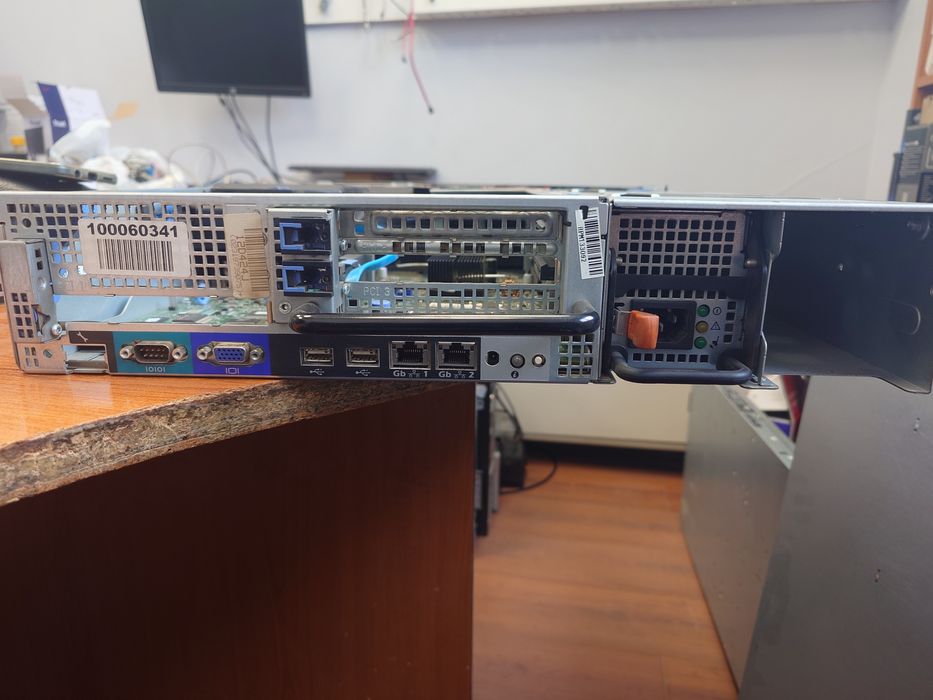 Server Dell PowerEdge 2950 R4