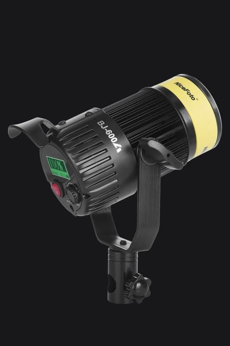 Осветитель NiceFoto BJ-600A Zoom