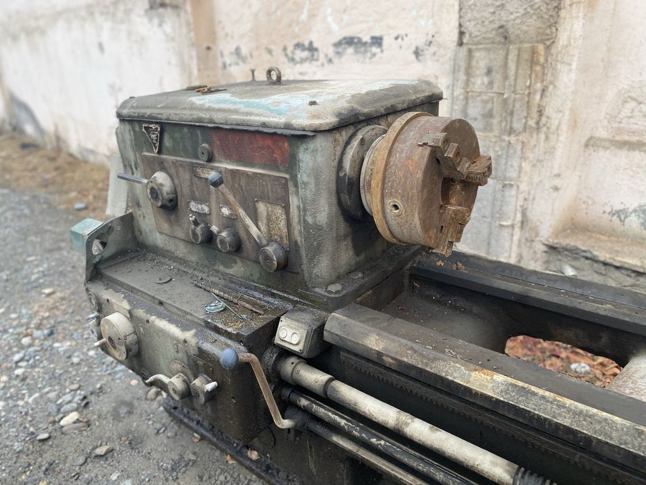 Токарный станок  дип 300