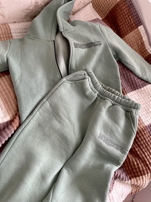 спортивный костюм. возраст с 9-12 лет