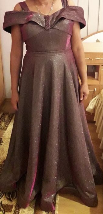 Офицялни рокли за всеки повод