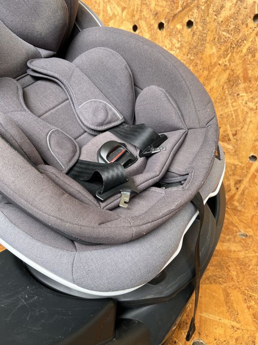 Scaun auto copii BeSafe iZi Twist