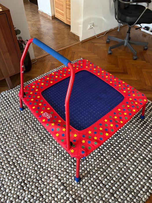 Trambulina de interior pliabila