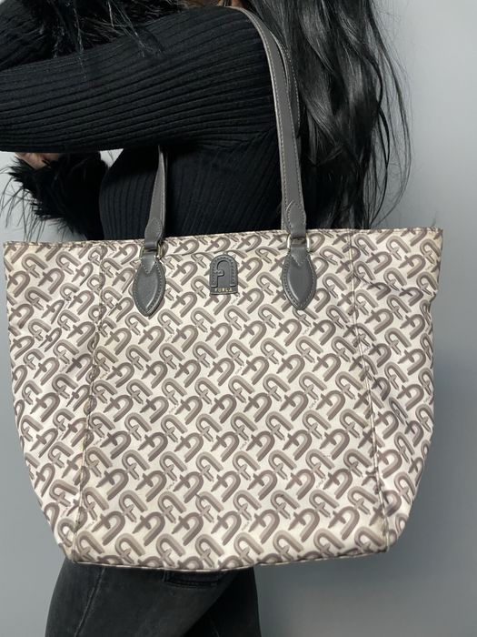 Голяма чанта Furla Calipso Tote