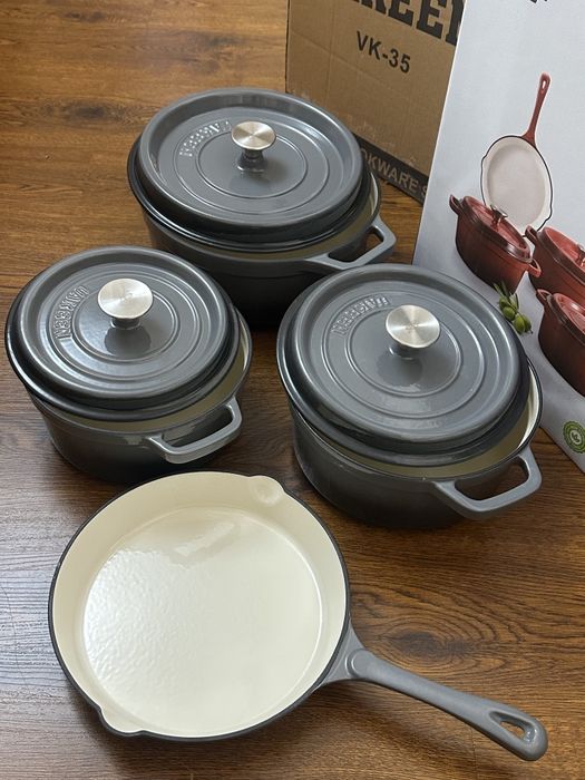 Uakeen qozon set