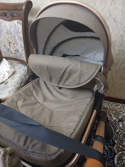 Продается коляска в хорошем состояние