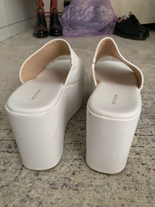 Pretty Little thing sandale