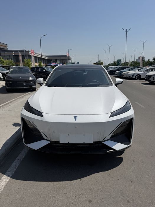 Deepal S07 215KM Max (2025-restayling 2025-yil)