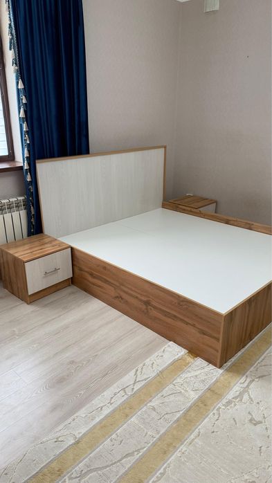 Спальный гарнитур + кроват