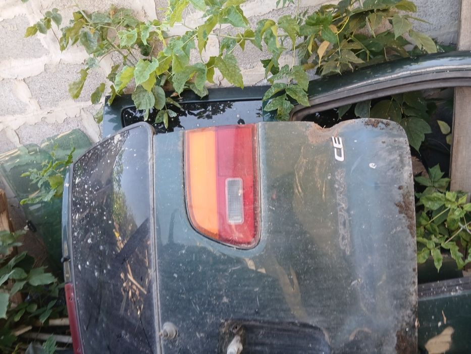 Тойота Сиенна запчасти