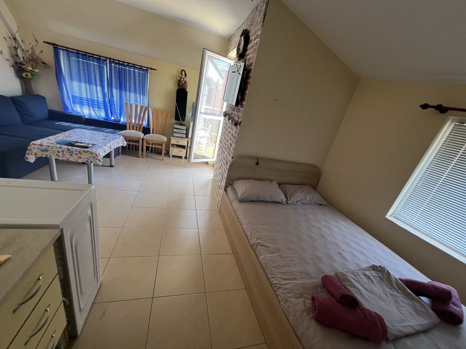 Дава се под наем Едностаен апартамент в Несебър - 56 кв.м за 51 € - Снимка #3