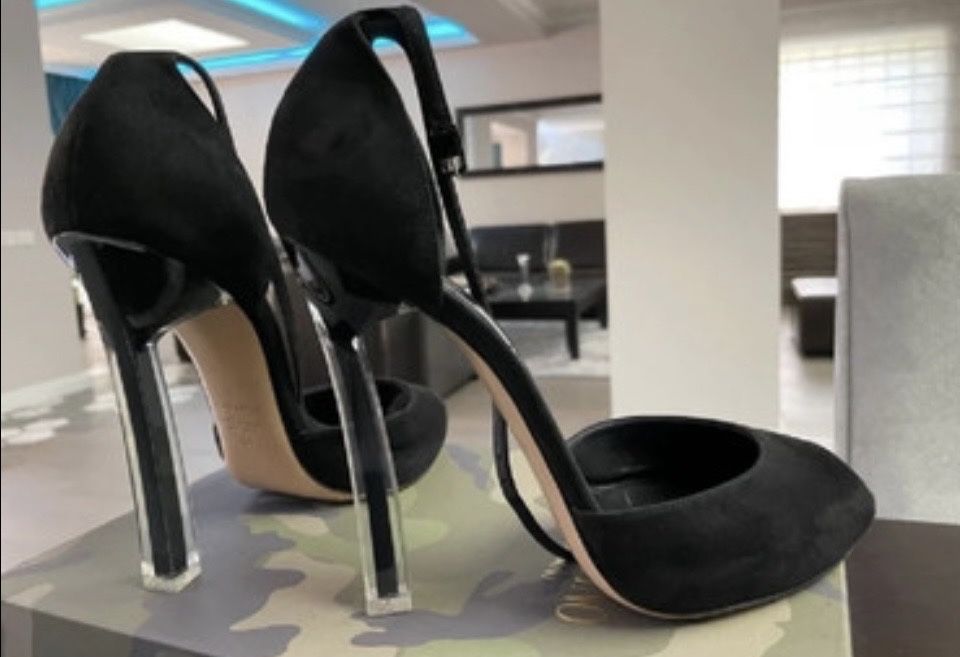 Pantofi Casadei