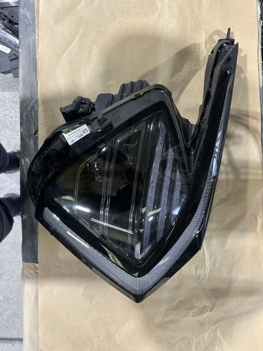 Kia Sportage десен фар