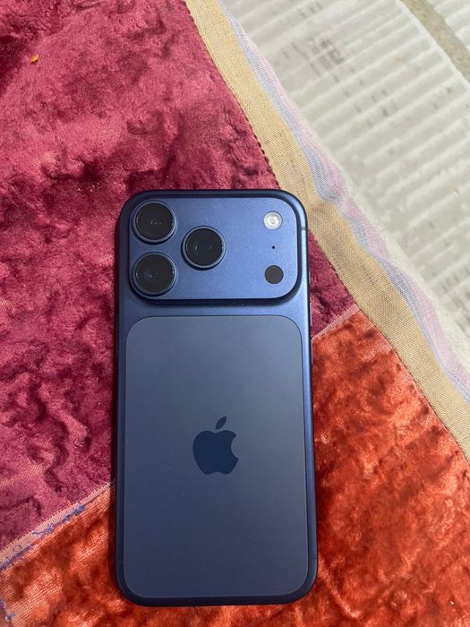 iPhone 17 pro новый