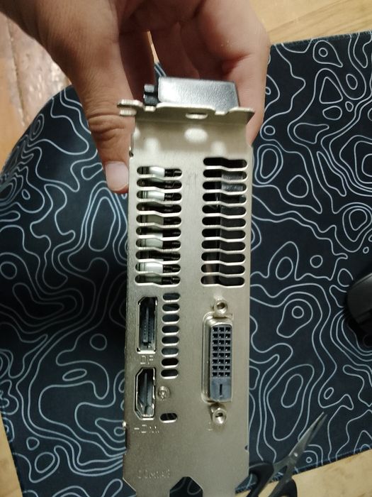 Продаю видеокарту RX 570 8GB