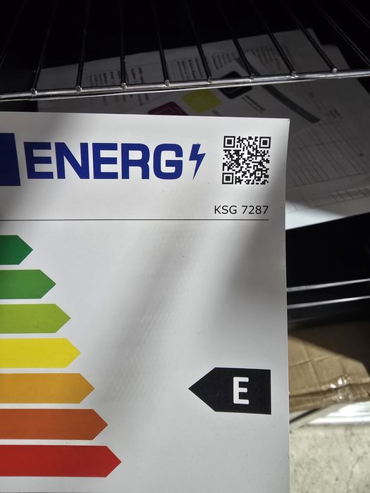 Нова малка хладилна витрина Bomann KSG 7287 черен